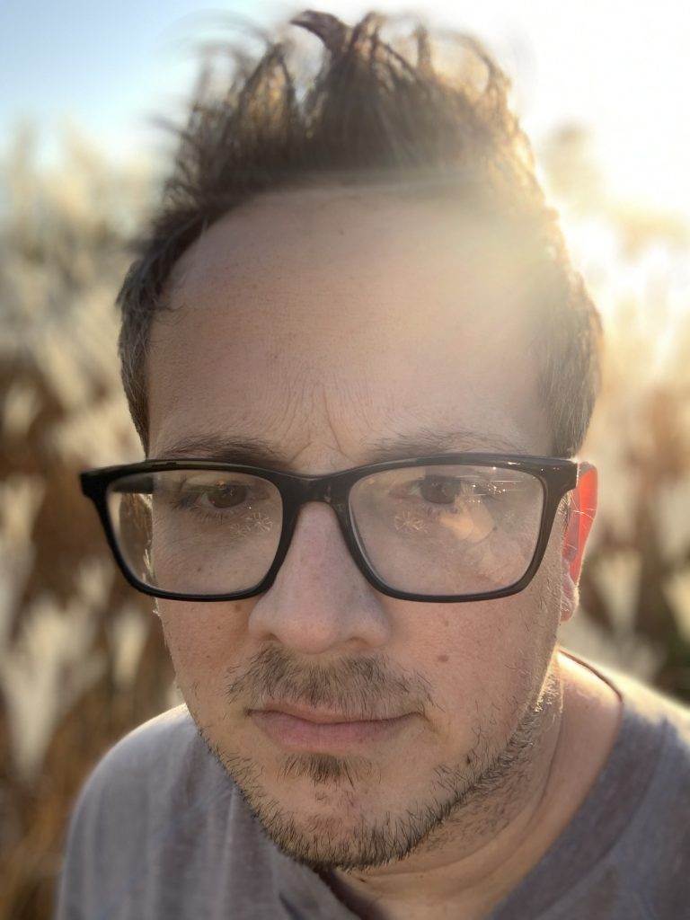 pro headshot Photo of Daniel Jones-White